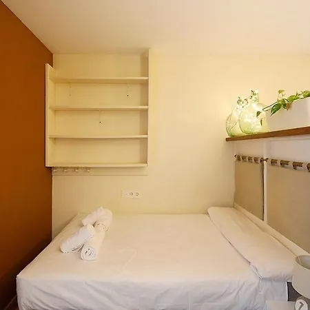Apartment Bright 2 Bedrooms And 2 Bathrooms, Balcony And Views *