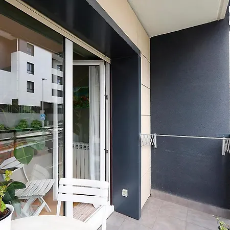 Bright 2 Bedrooms And 2 Bathrooms, Balcony And Views * San Sebastian