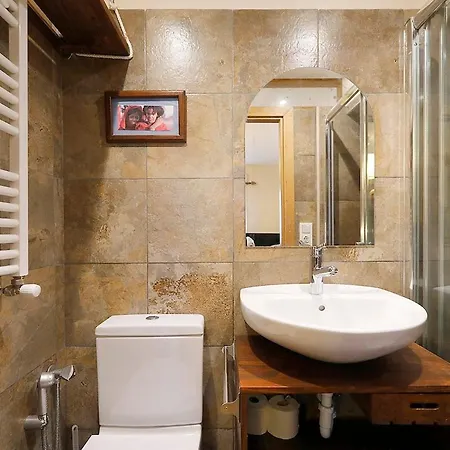 Bright 2 Bedrooms And 2 Bathrooms, Balcony And Views